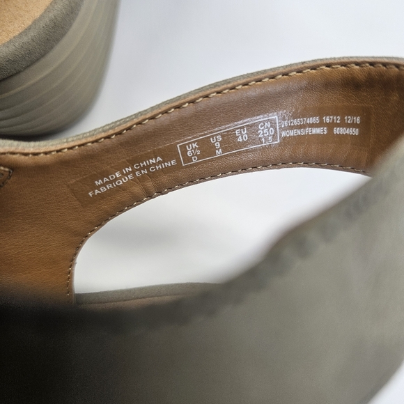 Clarks Reedly Juno Hook Loop Soft Cushion Grey Olive Green Wedge Sandal Shoes 9 - Picture 9 of 10